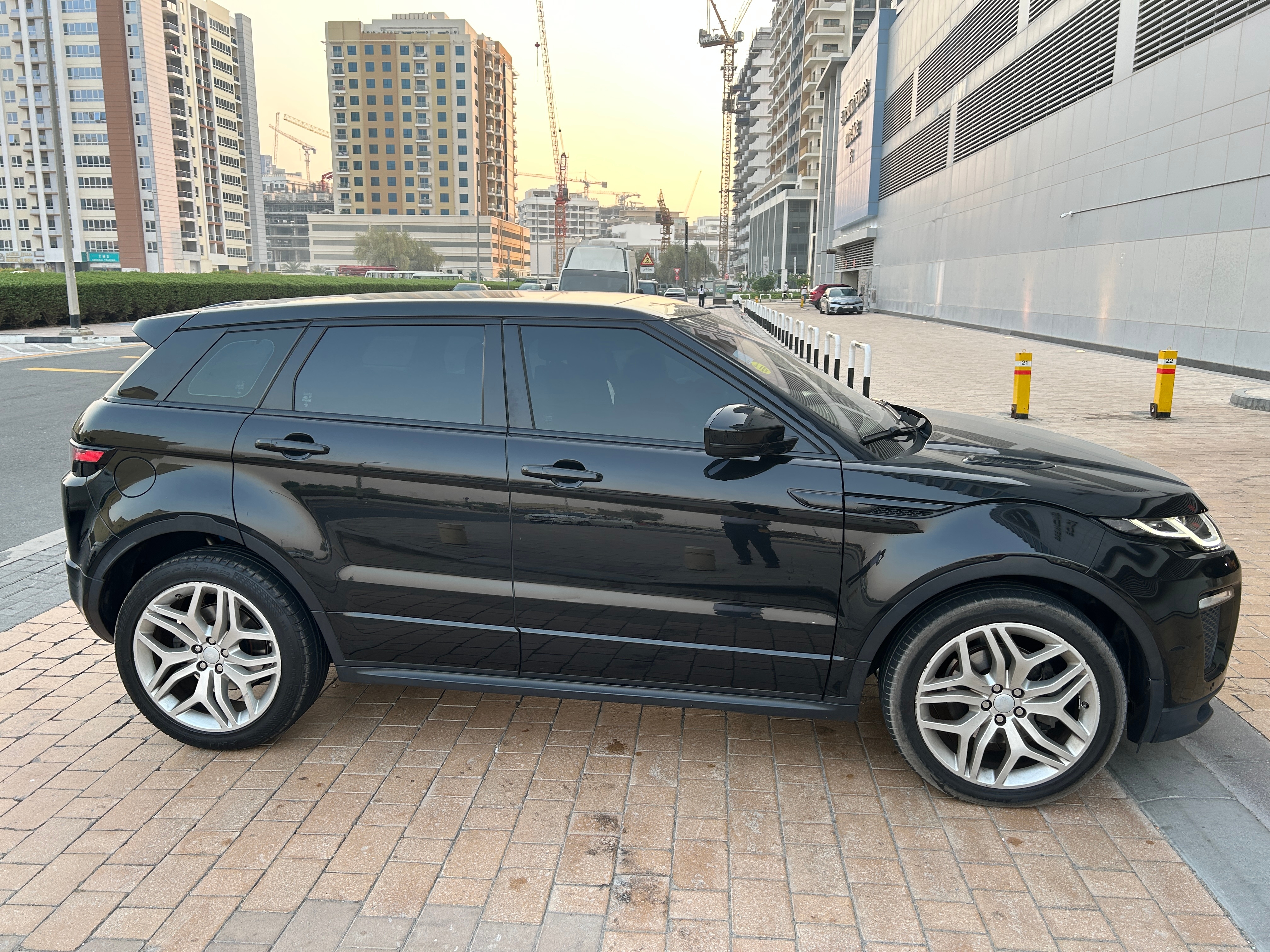 Siyah Land Rover Range Rover Evoque Dynamic HSE 2017